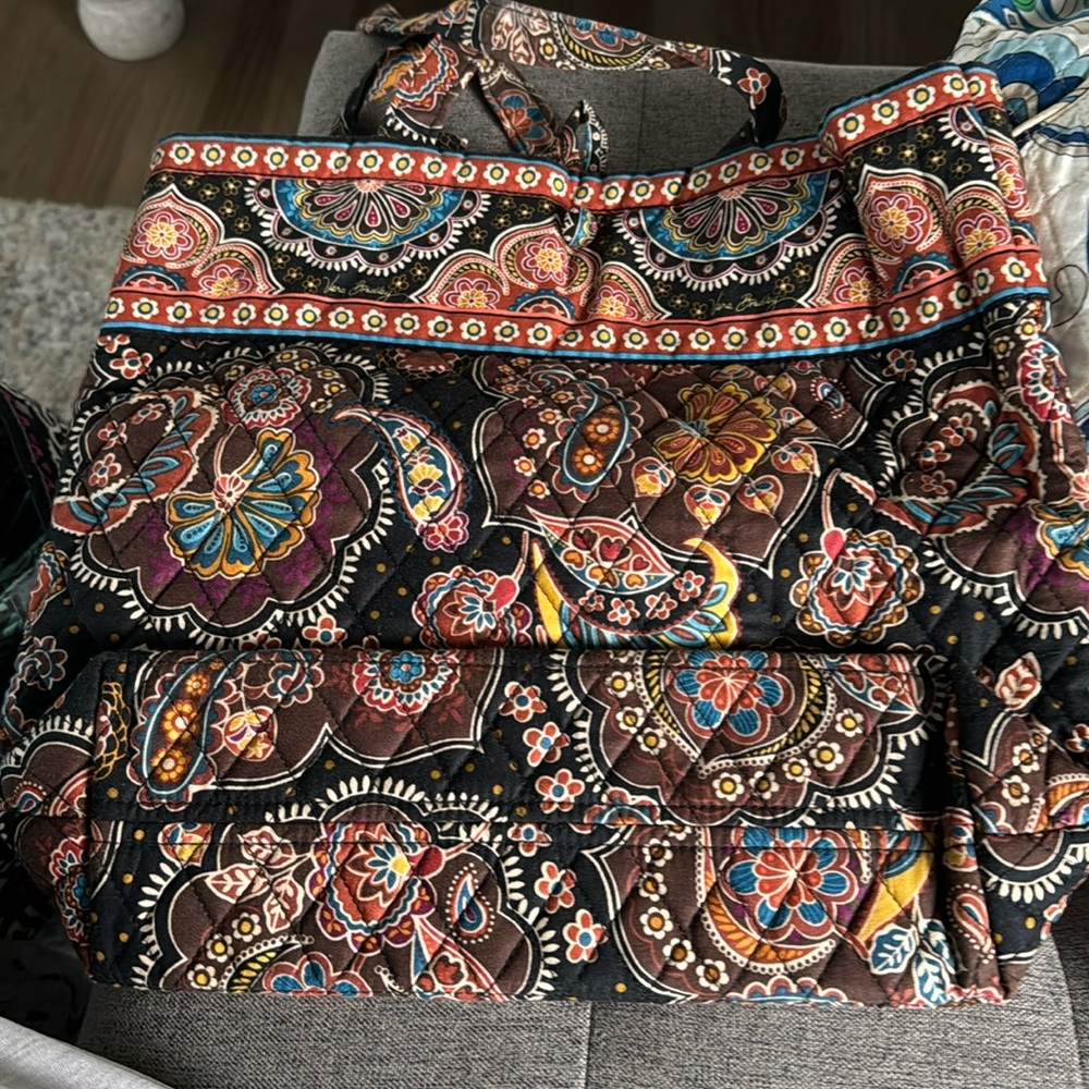 Vera Bradley tote bag